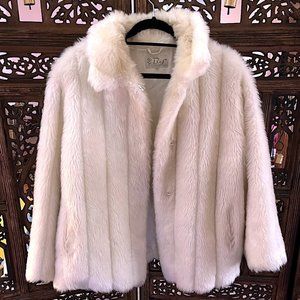 B&L OFF WHITE LONG SLEEVE COLLARED FUR COAT JACKET SIZE 46